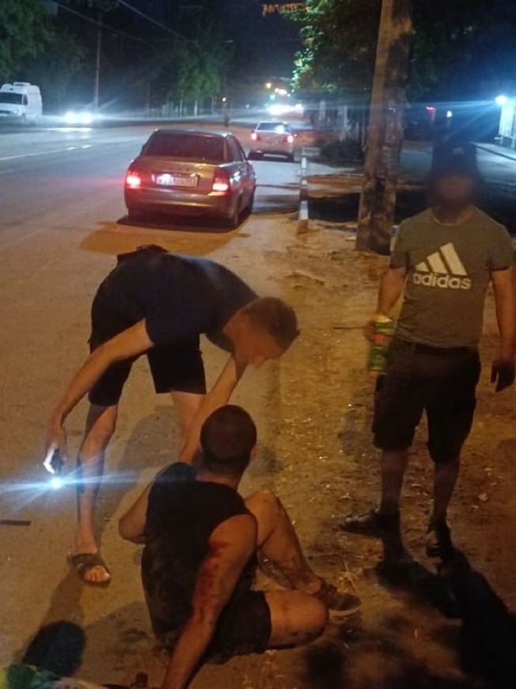 В Мариуполе разыскивают сбившего пешехода водителя