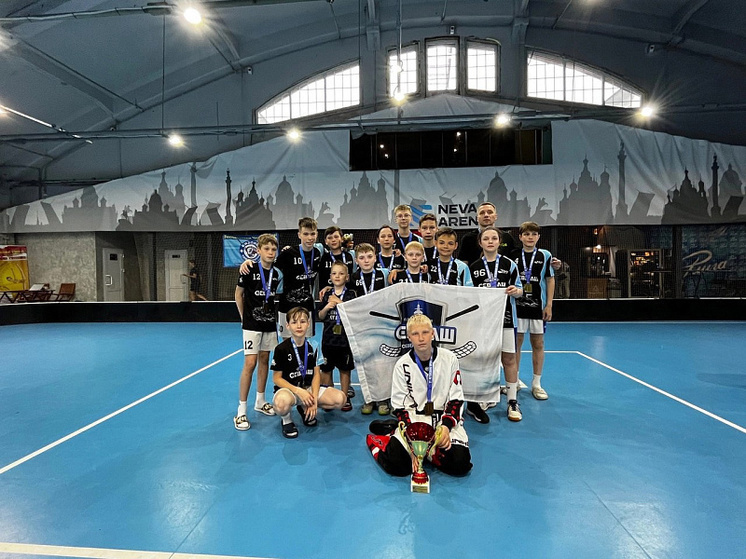 Команда «Севмаш» стала победителем всероссийского турнира по флорболу