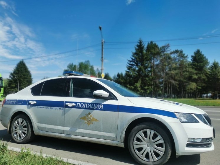 Подростка за рулем и без прав остановили полицейские в Комсомольске