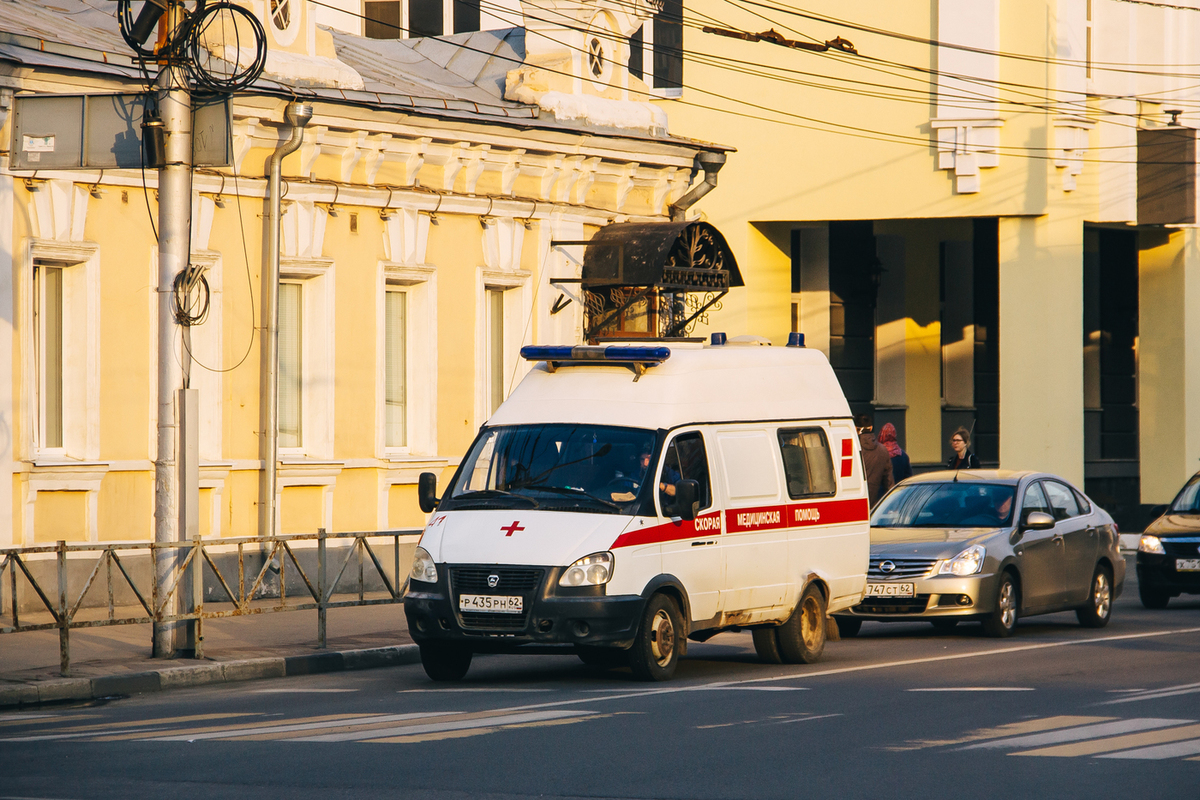 Семья с детьми госпитализирована после отравления ложными опятами - МК  Рязань