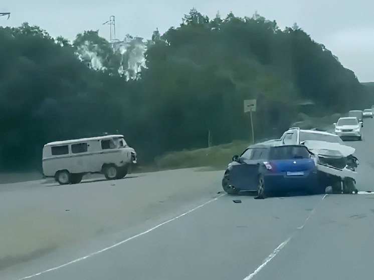  Появилось видео жесткого ДТП с пострадавшими в Корсаковском районе