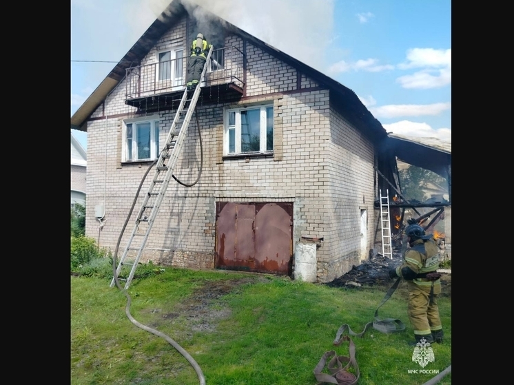 В Старорусском районе произошел пожар в жилом доме