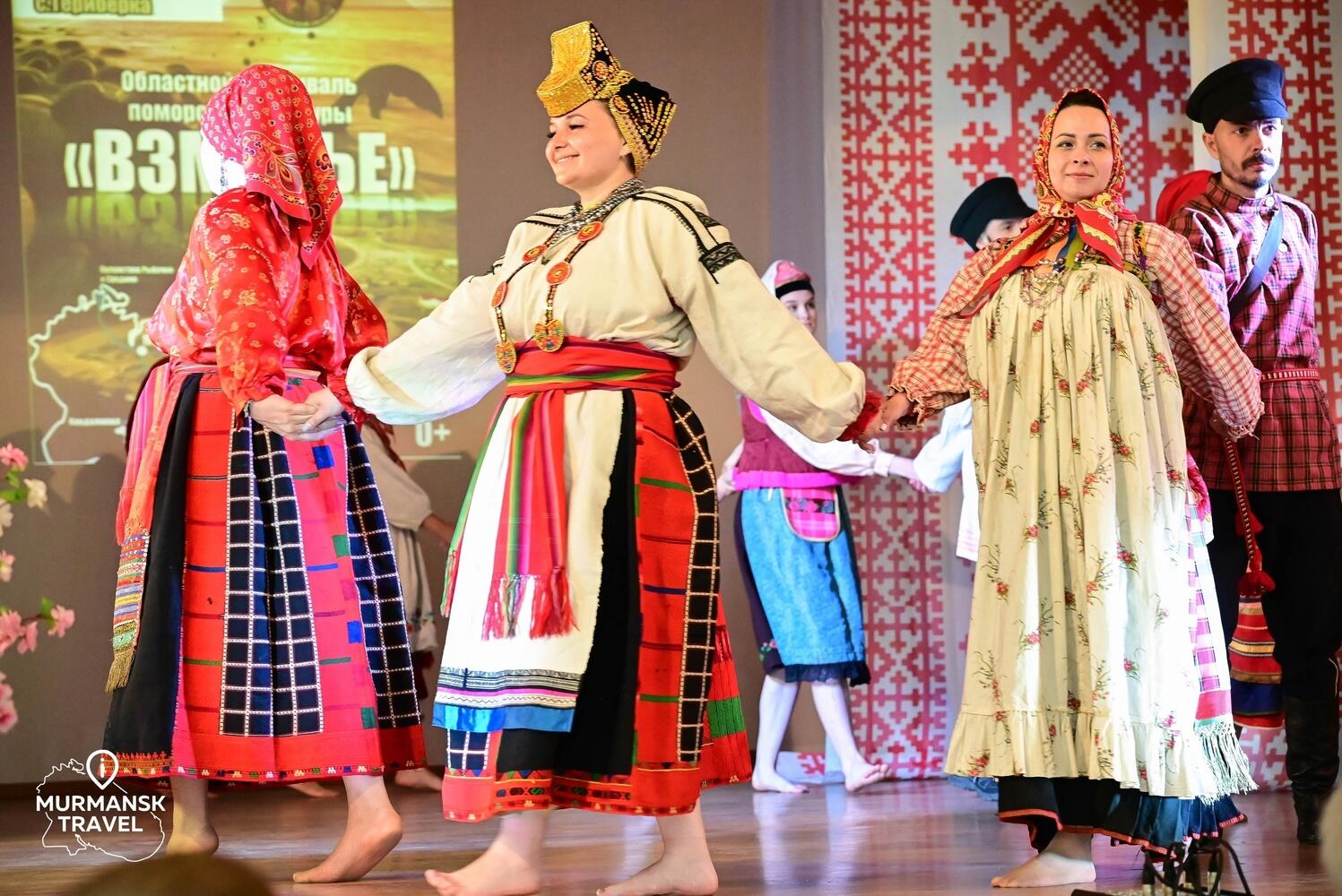 Хороводы и поморская уха: фестиваль «Взморье» состоялся в Териберке