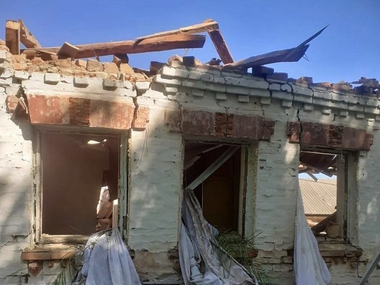 В селе Троицкое Курской области после атаки ВСУ взрывом разрушен жилой дом