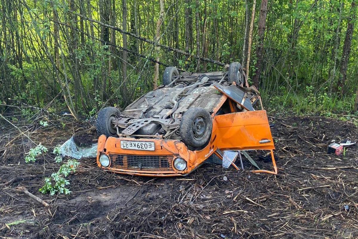 На дороге в Марий Эл погиб 16-летний пассажир перевернувшейся машины - МК  Йошкар-Ола