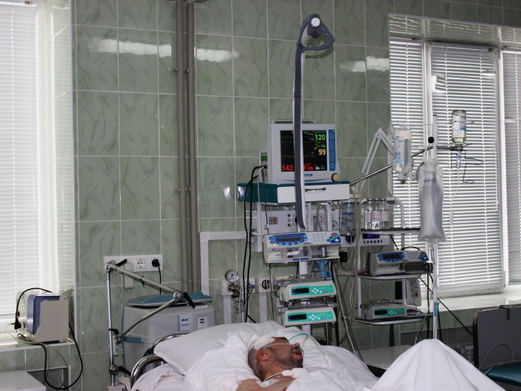 Ботулизм наступает: 14 нижегородцев попали в больницу за ночь
