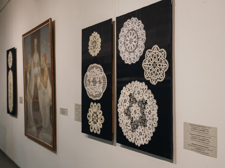 В мурманском Доме ремесел начала работу выставка из 120 экспонатов