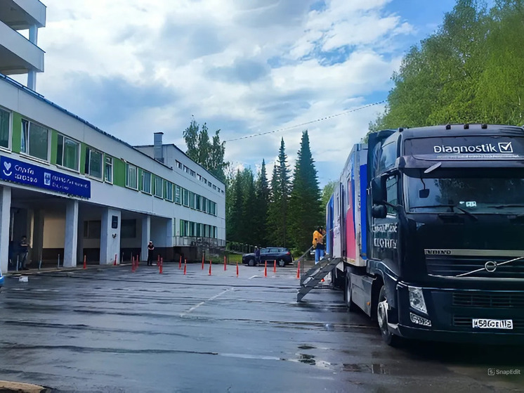 Пациенты из Ленобласти прошли обследование в диамобиле