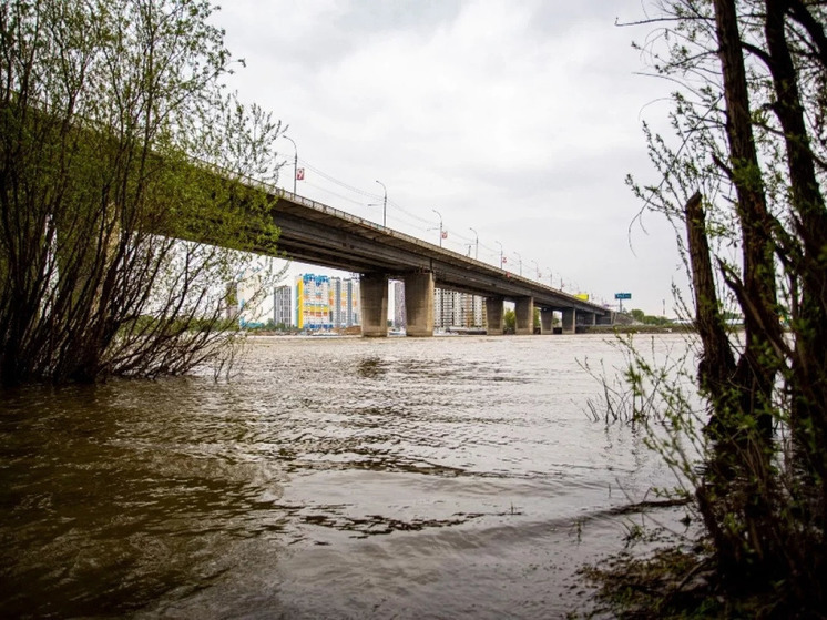 Власти Новосибирска грозят разорвать контракт на ремонт Октябрьского моста