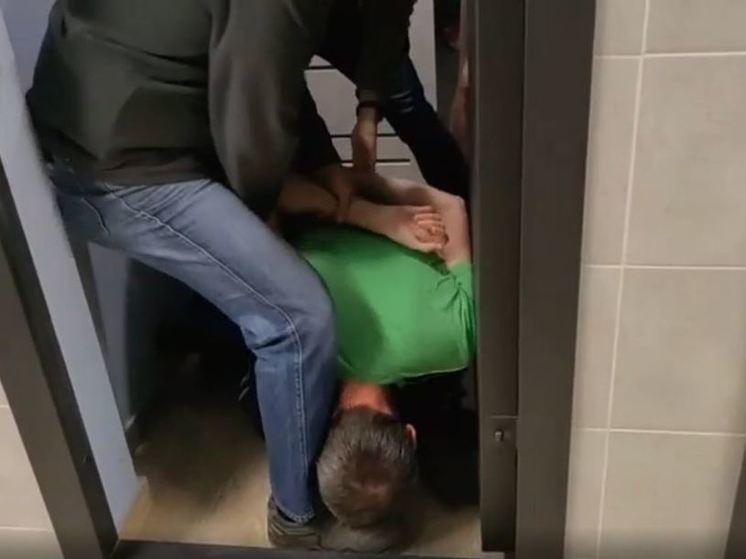 В Орловской области вынесли приговор финансировавшему экстремистскую организацию мужчине
