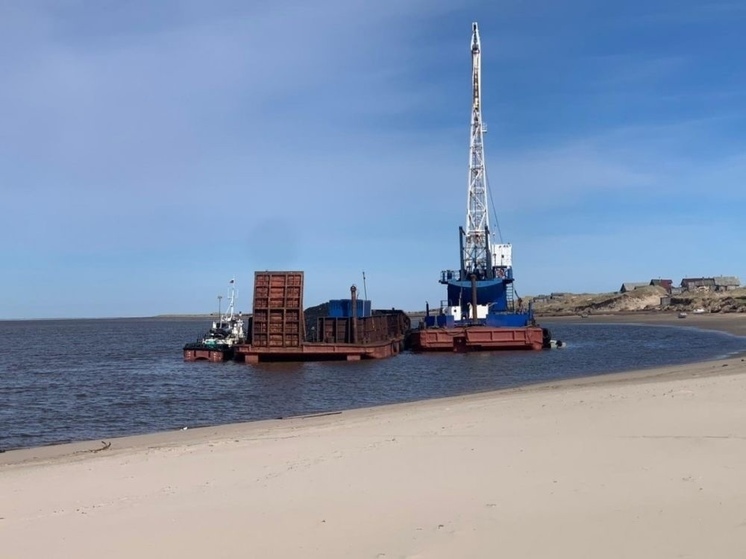 В населённые пункты НАО завозятся энергоресурсы в рамках северного завоза