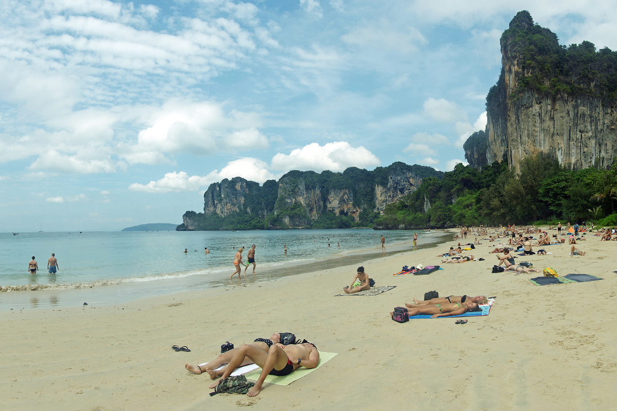 Таиланд открыл «сезон утопленников: За два дня утонули трое туристов