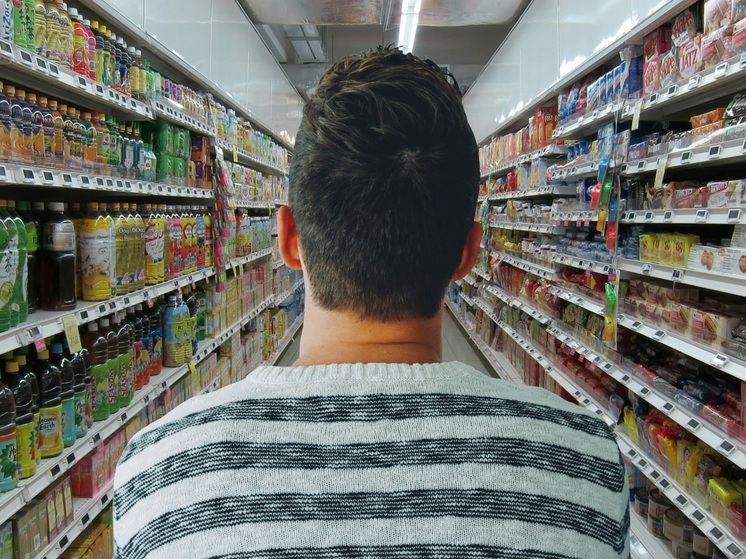 Как распознать несвежие продукты вовремя? Советы гастроэнтеролога