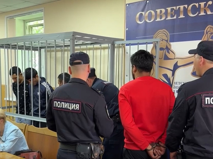 «Я с жизнью попрощалась»: уроженка Алтая, изнасилованная мигрантами, рассказала, что ее мучили четыре часа