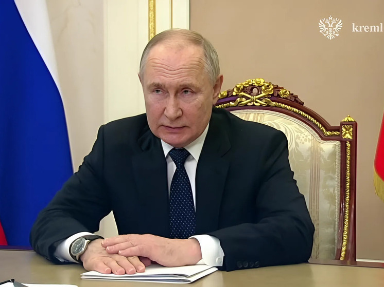 Владимир Путин вновь напомнил о необходимости строительства моста на Сахалин