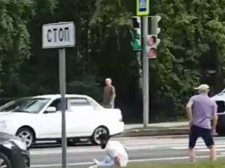 Двух мигрантов, порезавших мужчину в Одинцово, задержали в Минске