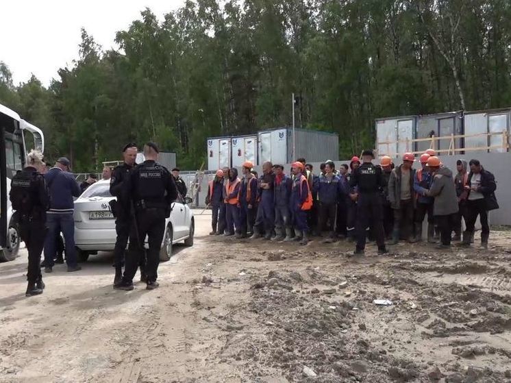 Полиция провела рейды на стройках во Всеволожском и Ломоносовском районах: задержаны мигранты-нелегалы