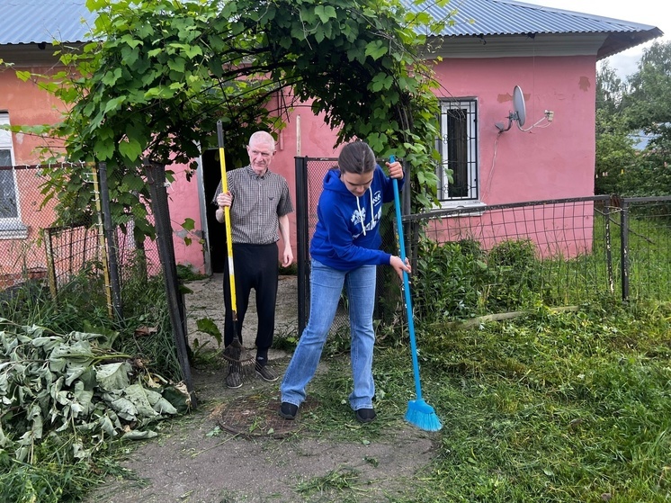Депутат Диана Алумянц навестила пенсионеров и семьи военнослужащих в Серпухове