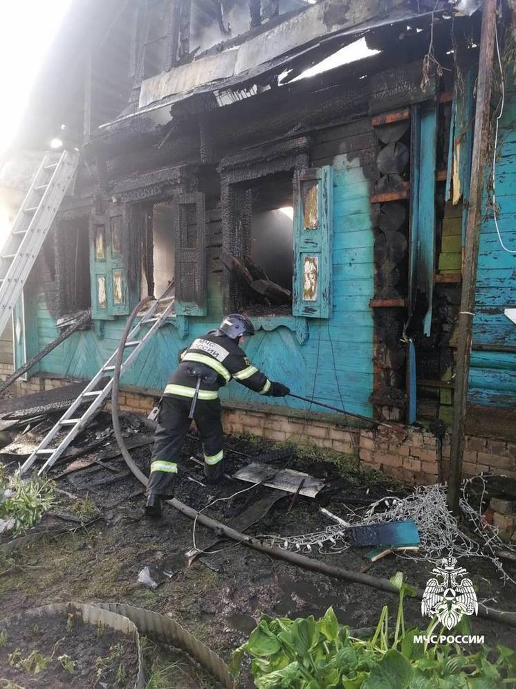 В деревне под Тверью пожар унес жизнь человека