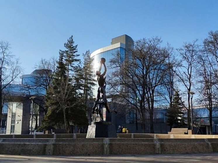 В Ярославле фонтаны закрыли на промывку