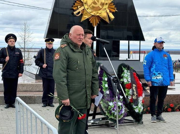 В Аксарке похоронили погибшего на СВО Ивана Куйбина