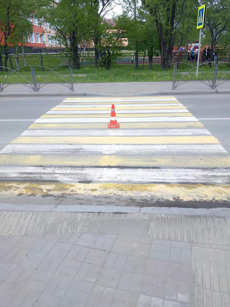 В Поронайске юный велосипедист попал под колёса универсала на пешеходном переходе
