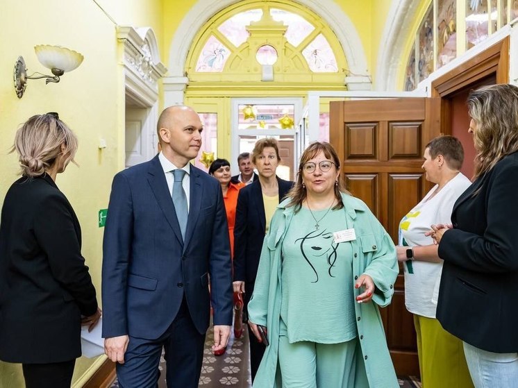 В Черняховске Алексей Беспрозванных побывал в больнице и детском саду