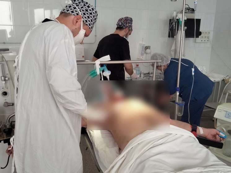 В Балакове в больницу привезли мужчину с ножевым ранением сердца
