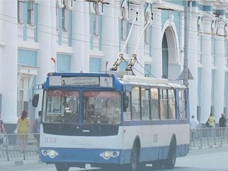 В Орёл доставят 5 троллейбусов из Санкт-Петербурга