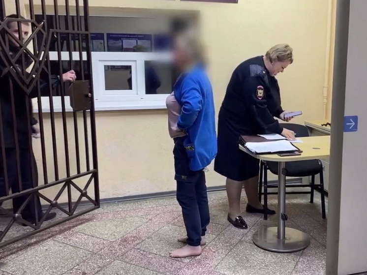 Полицейский рейд по курским подросткам завершился задержанием пьяной женщины