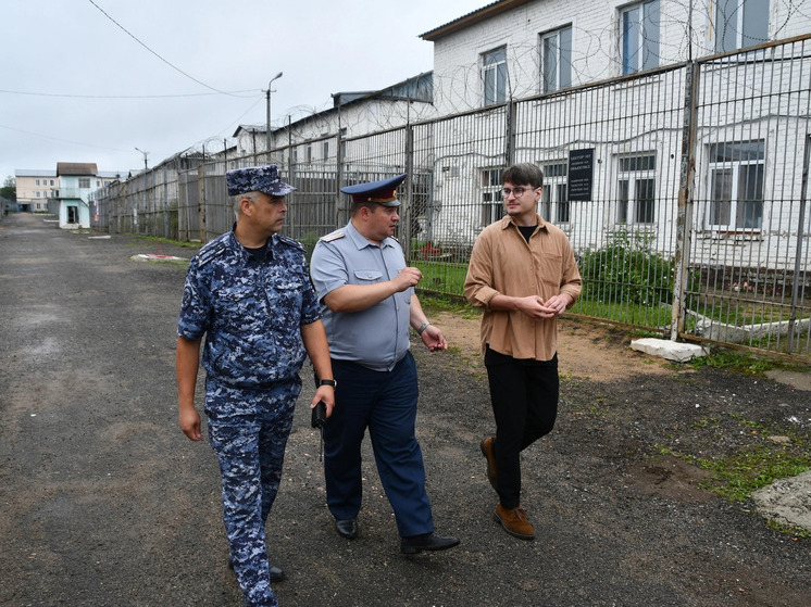 В исправительной колонии №3 смоленского УФСИН прошла презентация фильма международного кинофестиваля «Сталкер»