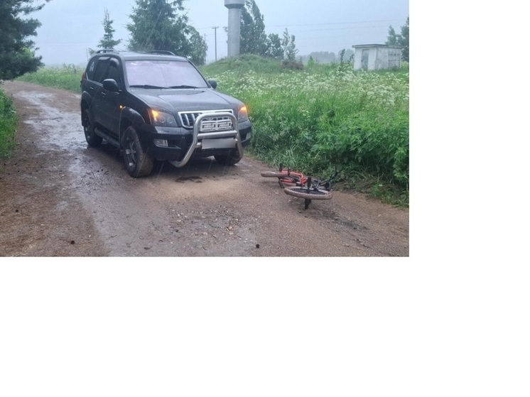 ДТП в Костромском районе: автоледи на иномарке сбила первоклассника на велосипеде