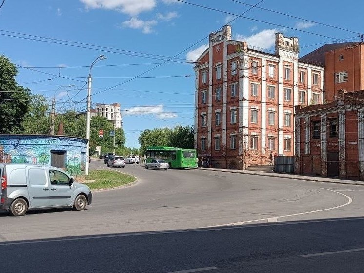 Ребенок пострадал в ДТП с автобусом Volgabus в центре Курска