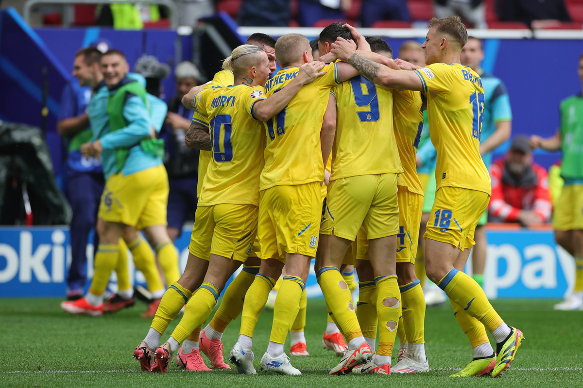 Сборная Украины победила команду Словакии в матче ЕВРО-2024