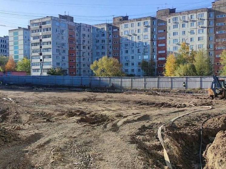 У инвестора на было денег на школу на Д. Бедного в Хабаровске