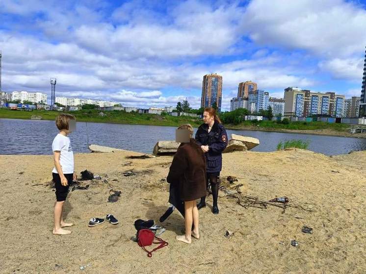 Шесть купавшихся в неположенном месте подростков нашли в Хабаровске
