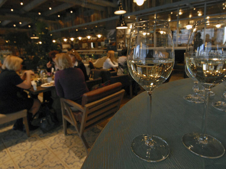 Наркологи просят не заниматься спортом после вечеринок