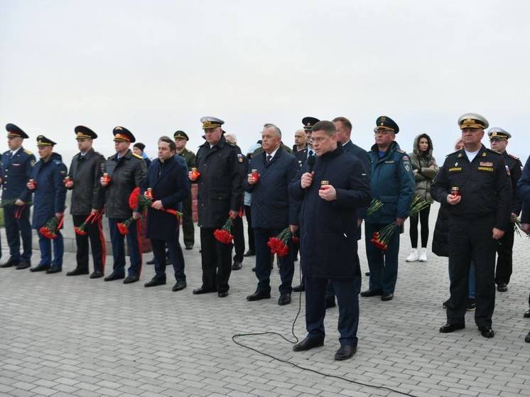 Юрий Сердечкин посетил акцию «Свеча Памяти»