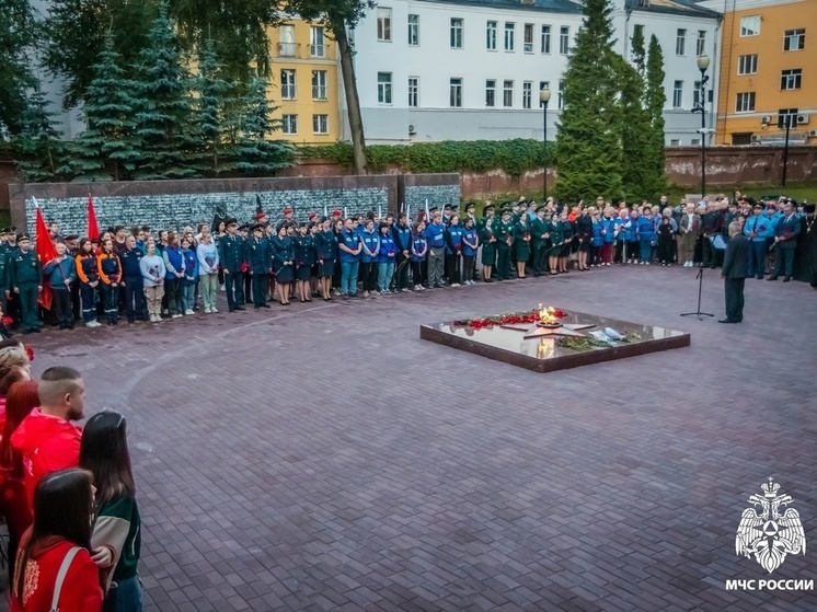 В Смоленске прошла акция «Свеча Памяти»