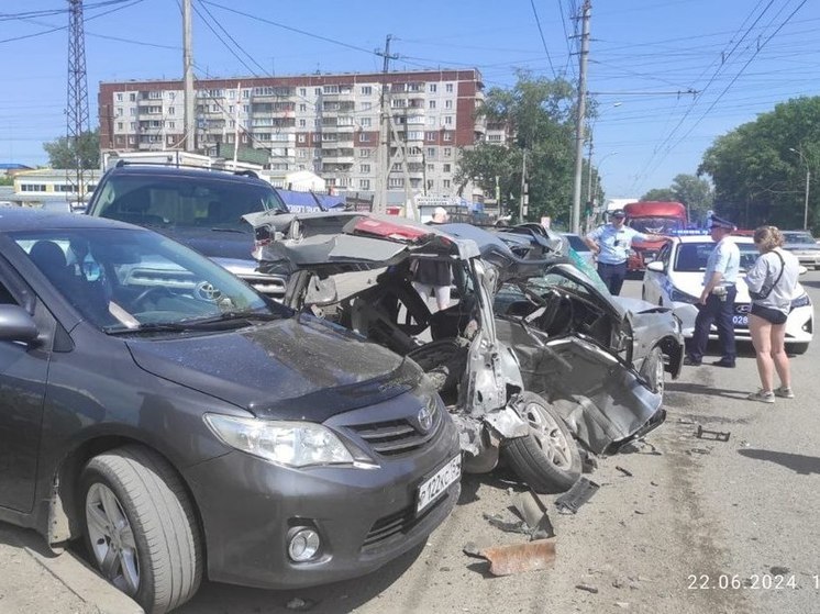 В Новосибирске произошла страшная авария с погибшим на улице Петухова