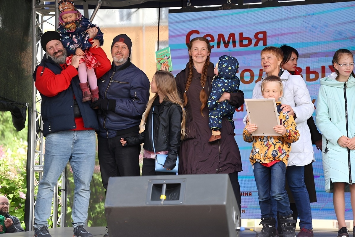 В Архангельске отметили самые читающие семьи - МК Архангельск