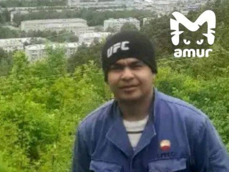 Трое детей осталось у погибшего при крушении вертолета в Приамурье