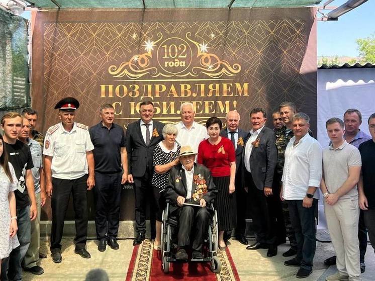 Сегодня исполняется 102 года Смородину Федору Владимировичу – ветерану Великой Отечественной войны из Усть-Джегутинского района Карачаево-Черкесии