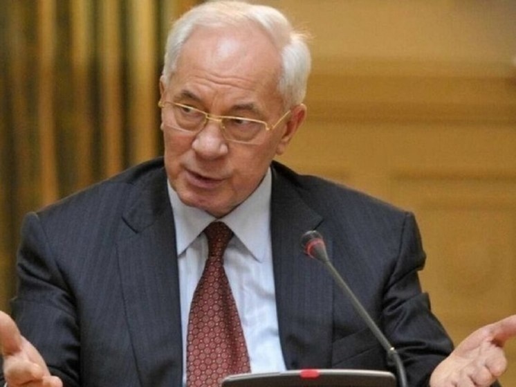 Азаров рассказал, как может завершиться конфликт на Украине