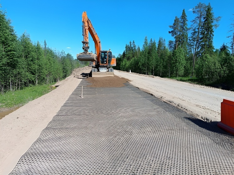 В Холмогорском округе продолжается дорожный ремонт