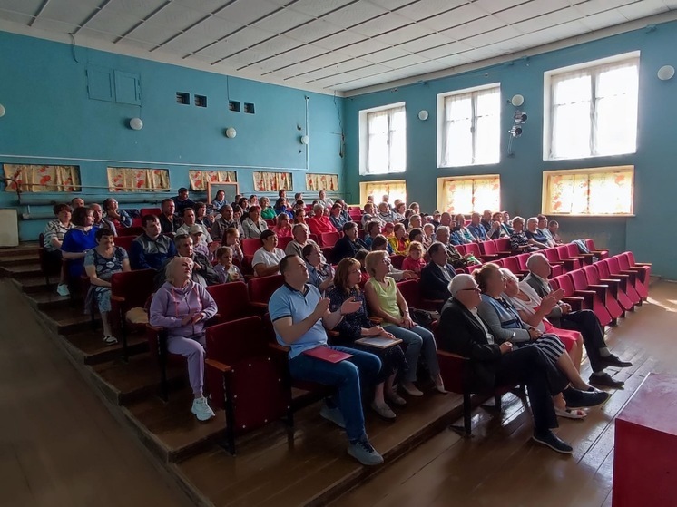 Олег Валенчук поздравил кугалчан с Днем села