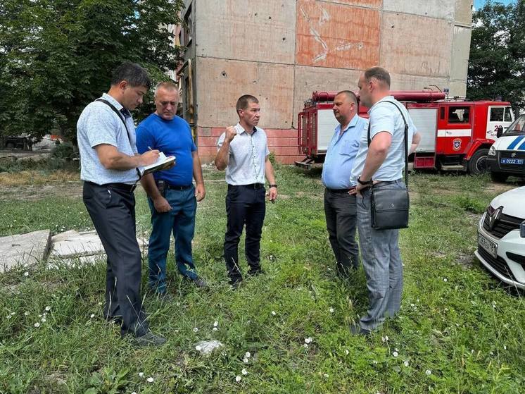 В Первомайске ЛНР снесли секцию дома, поврежденного в результате обстрела ВСУ
