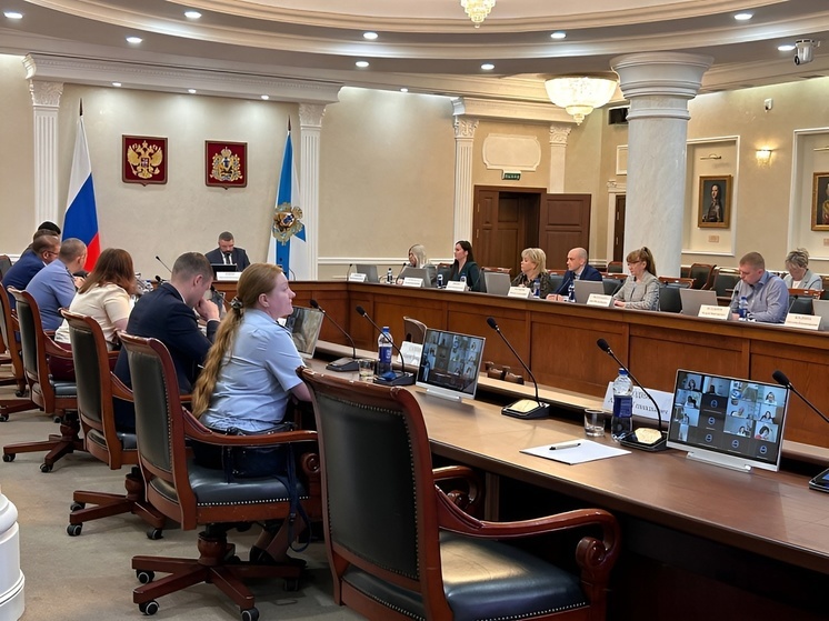 Организацию торговых точек вдоль федеральной трассы М8, обсудили в ходе заседания координационного совета по вопросам развития торговой деятельности при правительстве Архангельской области