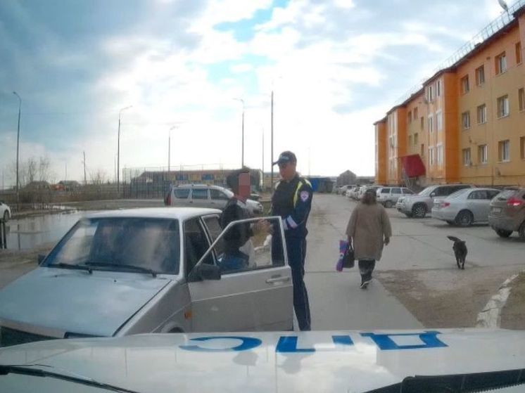 В Тазовском посадили катавшегося на авто пьяным бесправника