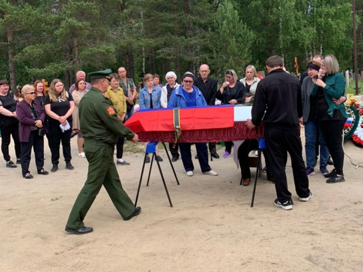 Боль: погибшего на СВО жителя Карелии похоронили в Питкяранте